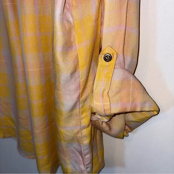 Billy T Plaid Button-Up Shirt Women’s L Soft Roll-Tab Sleeve Western Americana - Picture 5 of 8